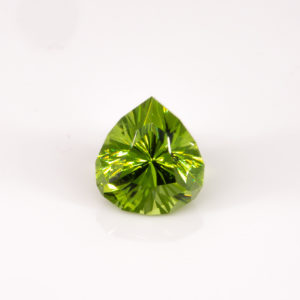 Peridot Pear 2.5 ct